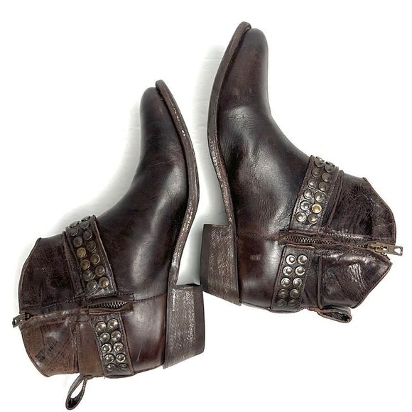 Five Worlds Cordani Serene Studded Cowboy Booties Brown Leather Side Zip 7 1/2 - Picture 6 of 16